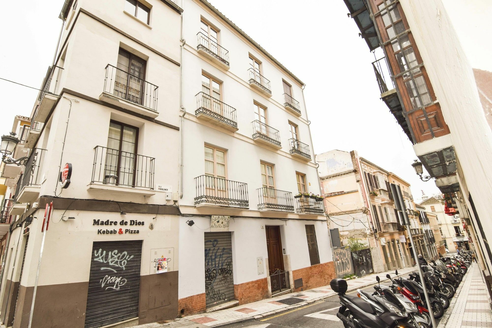 Апартаменты Letmalaga Center White Экстерьер фото